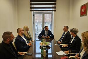 Postavljen kamen temeljac za objekat za više institucija u Gusinju