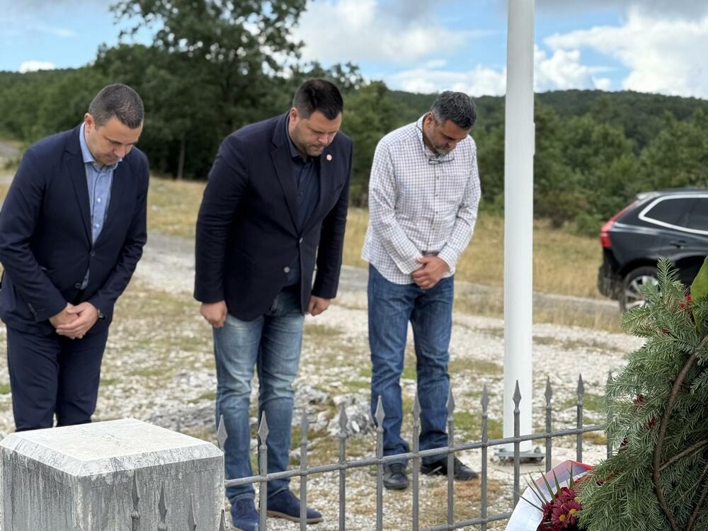 Kovačević: Ne smijemo zaboraviti junake koji su svoj život dali za...