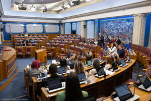 Skupština izglasala zakone kojima se uređuje promet stanovima,...