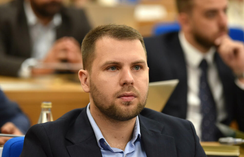 Mašković: Mujović nastavlja da ćuti i da štiti nelegalne odluke...