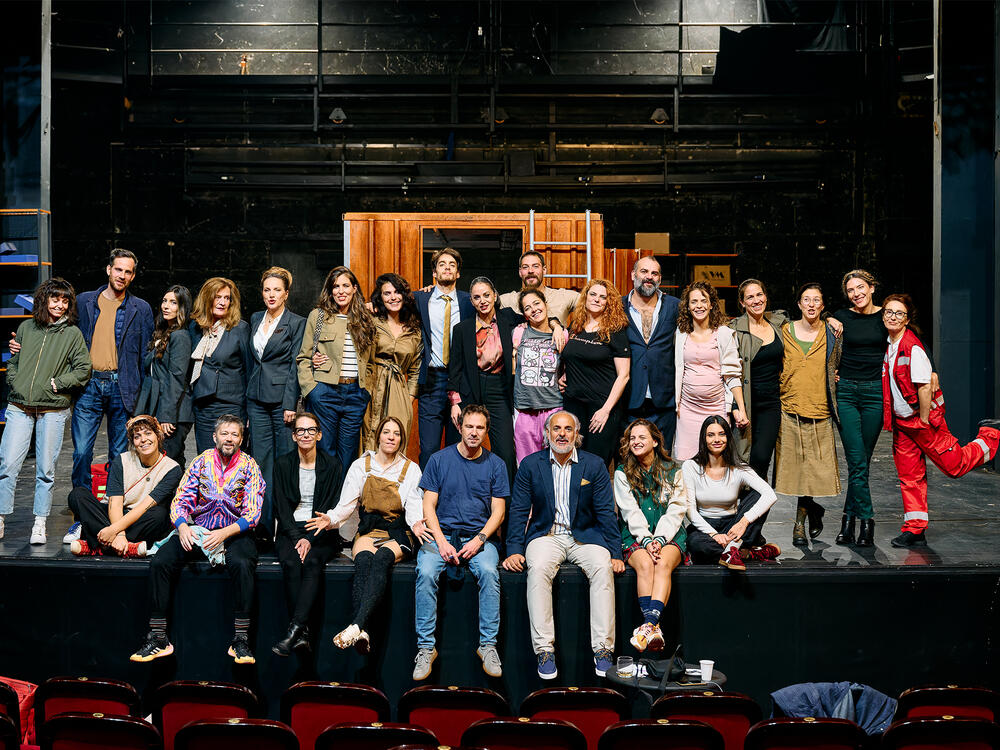 Ekipa predstave 'Naličje' sa Borisom Liješevićem