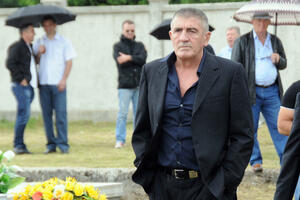 "Tata je ljut što su Brana uhapsili": Skaj prepiska otkriva...