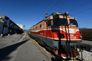 Prihodi skočili zbog skupljih karata