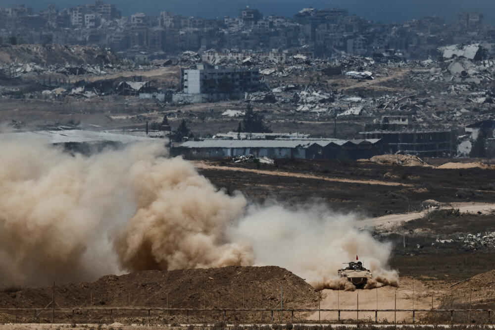 Izraelsko oklopno vozilo u manevru u Gazi (Ilustracija), Foto: REUTERS