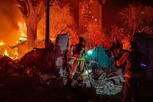 Napad ukrajinskog drona izazvao požar u naftnom skladištu u...