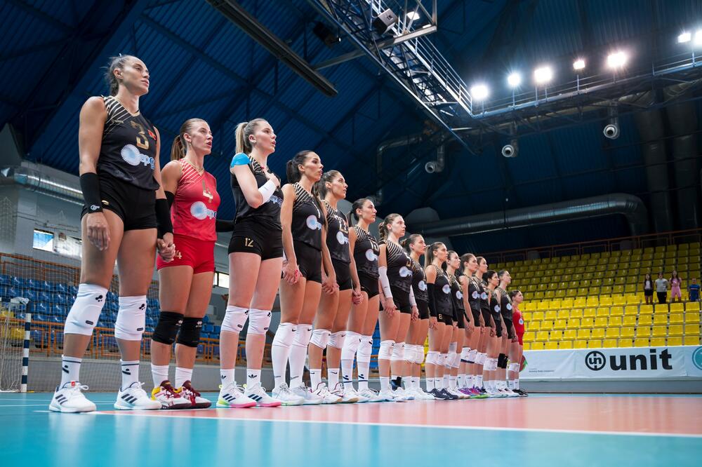Ženska seniorska odbojkaška reprezentacija Crne Gore, Foto: OSCG