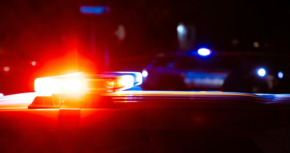 V Nikšiću prišlo do streljanja, ranjeni dve osebi, sumijo na nadaljevanje vojne kriminalnih klanov