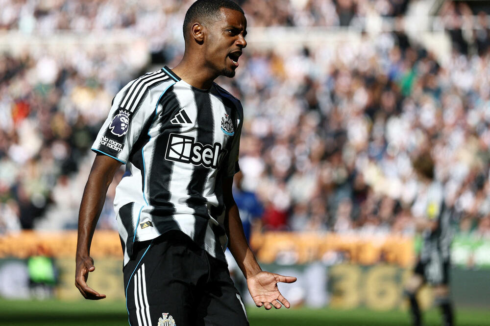 Isak više nije nedodirljiv, Foto: Reuters