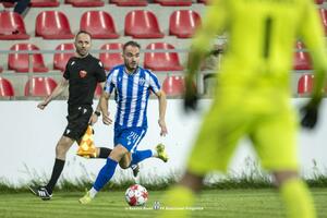 Camaj, čovjek odluke protiv Jezera: Gol sa posvetom