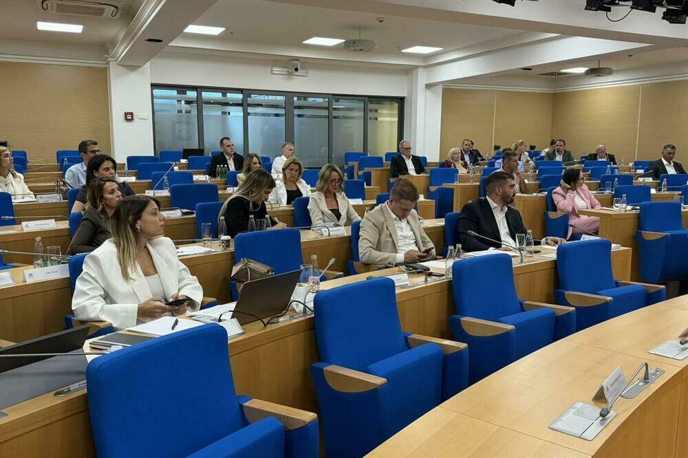 Šefovi klubova odbornika u Skupštini Glavnog grada tvrde da nemaju šta da kriju, Foto: Nikola Saveljić