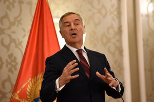 Đukanović: Sa žaljenjem primio vijest o smrti Nanoa, dao je snažan...