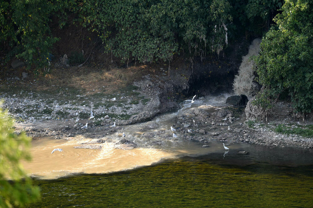 Morača ispod kolektora, snimljeno 20. jula, Foto: Boris Pejović