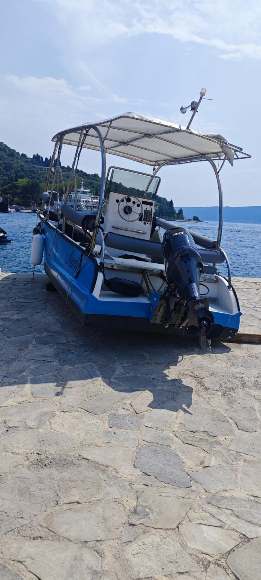 gliser Nađa, potonuli gliser