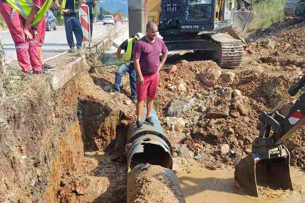 Oštećenje na Regionalnom vodovodu u Grblju, Foto: VIK Tivat
