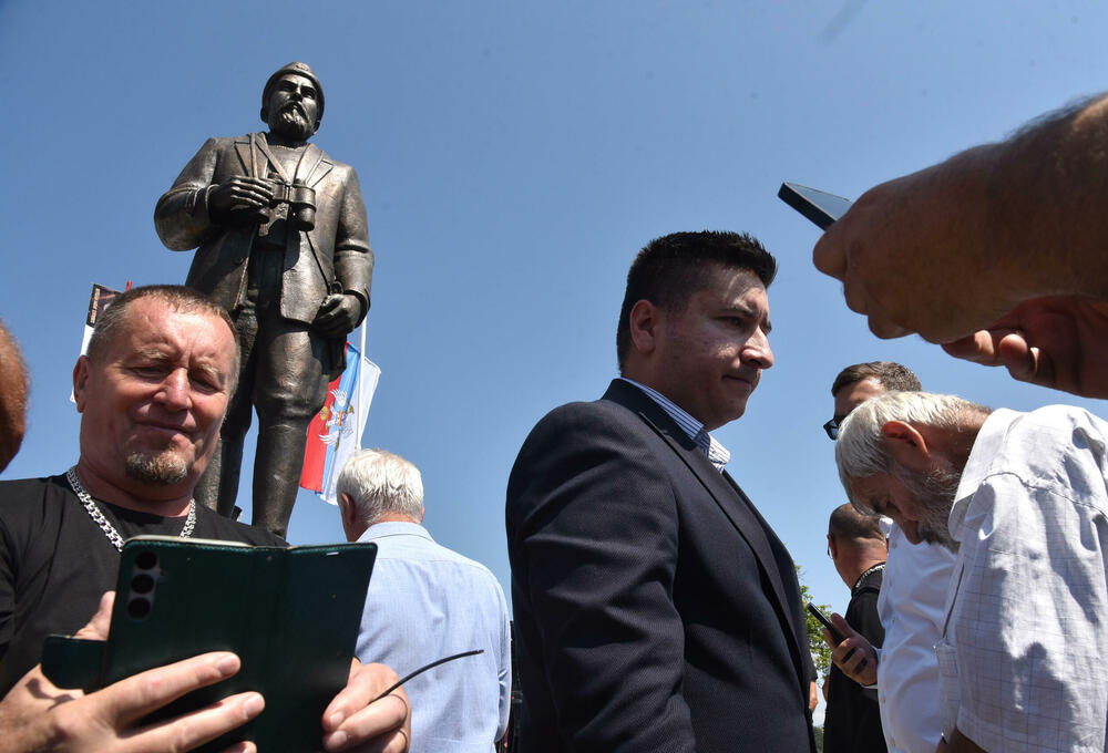 <p>"Mi četnici nikad nismo rušili. Nećemo ni danas, ni sjutra", kazao je Miodrag Gigo Božović</p>