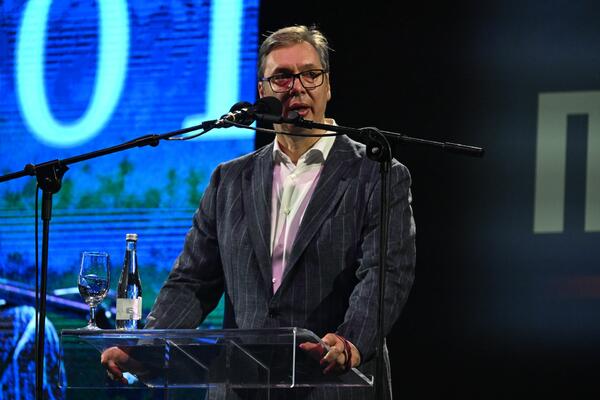Zašto vlast duva u ratnu trubu