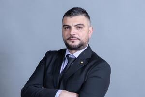 Masličić: Polomljene table sa imenima i grbovima gradova-pobratima...