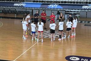 Košarkašice Budućnost Bemaxa počele pripreme za novu sezonu,...