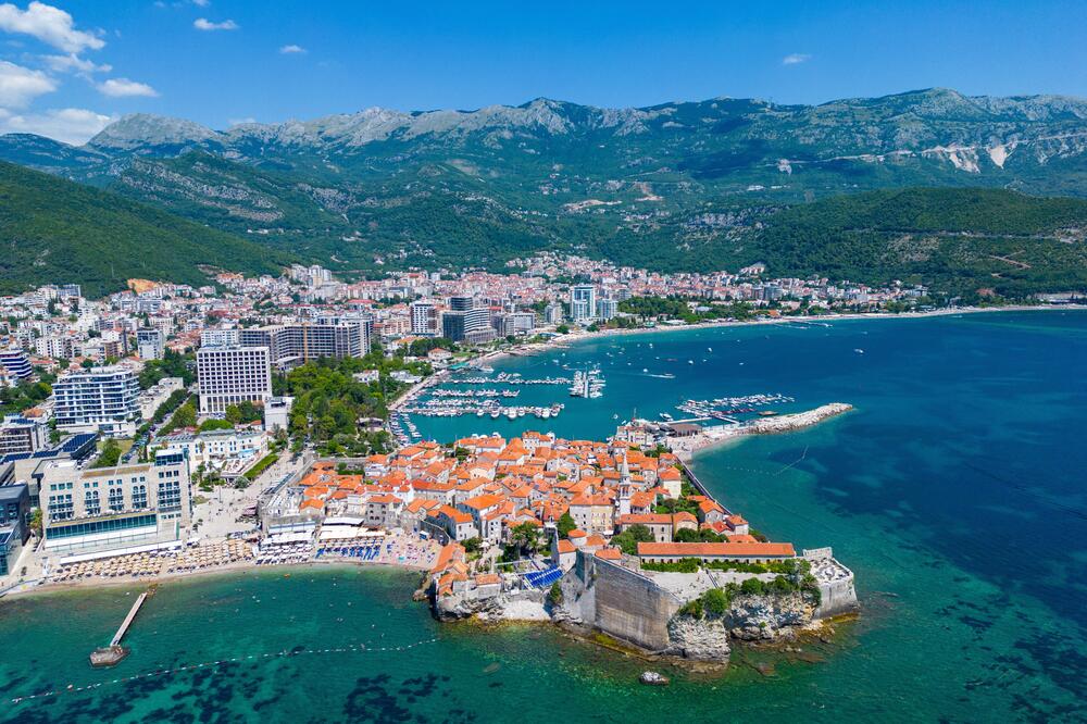 Nacrt nejasan, neusklađen i pun mogućnosti za zloupotrebe: Budva, Foto: Shutterstock