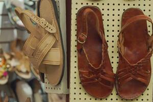 Adidas se izvinjava zbog prisvajanja dizajna meksičkih...