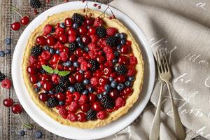 Šumsko voće za kućnu bajku – 5 najbržih torti od borovnica, malina...