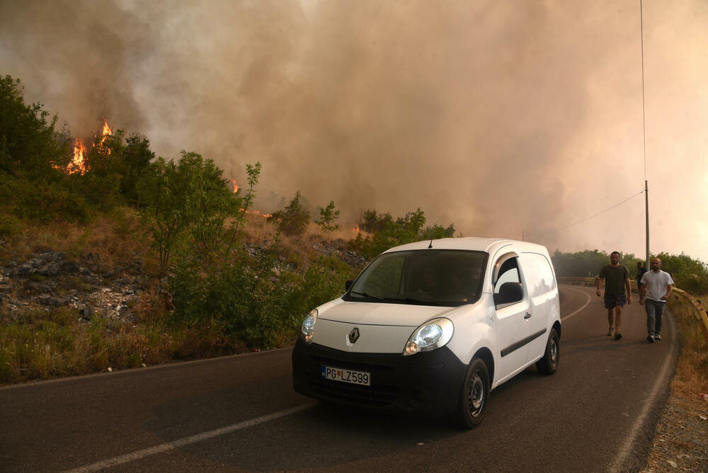 <p>Požari u glavnom gradu bili aktivni na više lokacija</p>