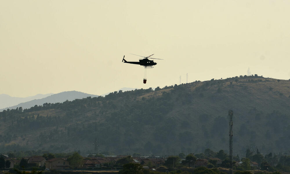 <p>Požari u glavnom gradu bili aktivni na više lokacija</p>