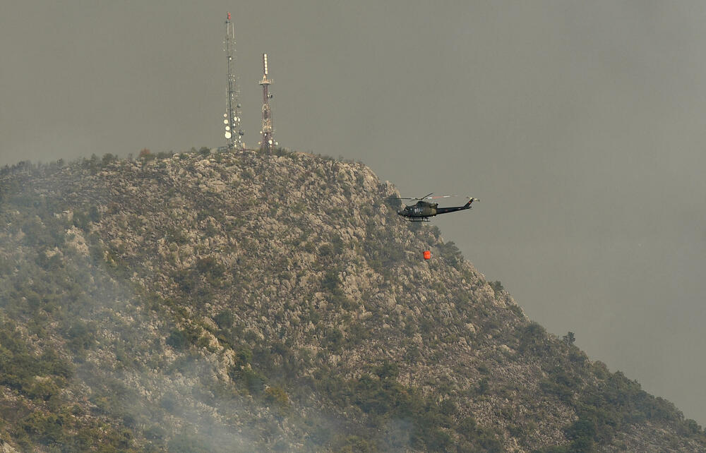 <p>Požari u glavnom gradu bili aktivni na više lokacija</p>