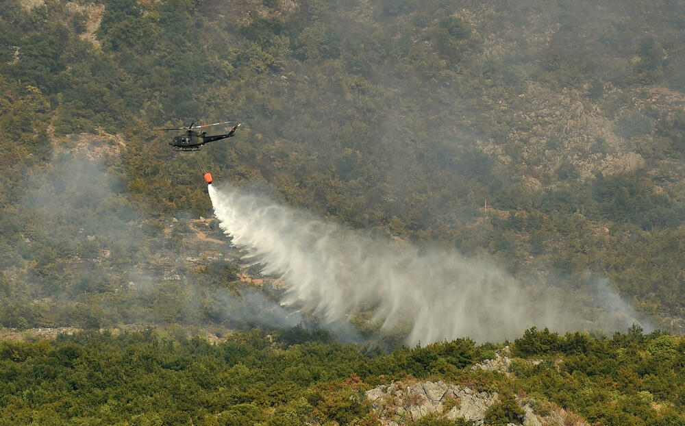 Iz budžetske rezerve za popravku helikoptera van upotrebe 50.000...