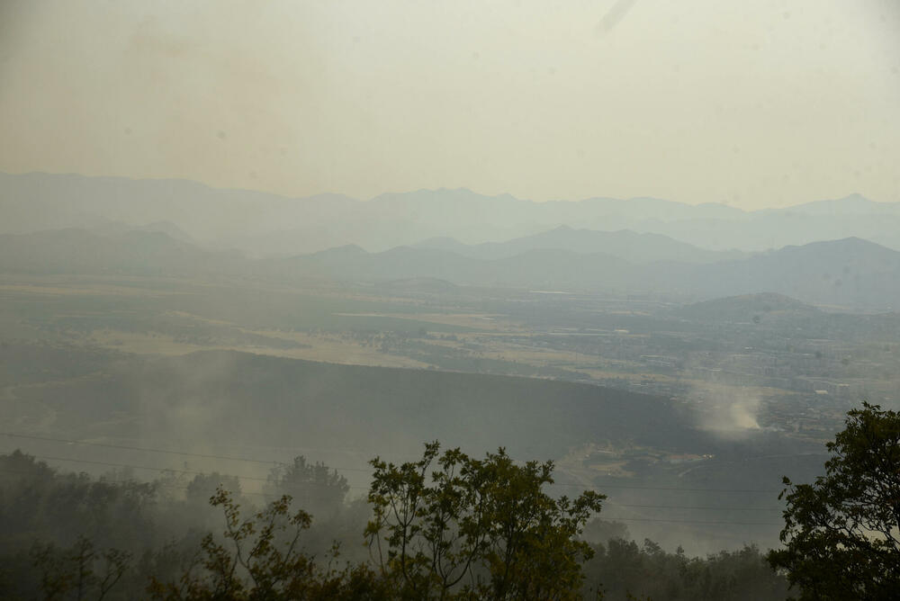 <p>Požari u glavnom gradu bili aktivni na više lokacija</p>
