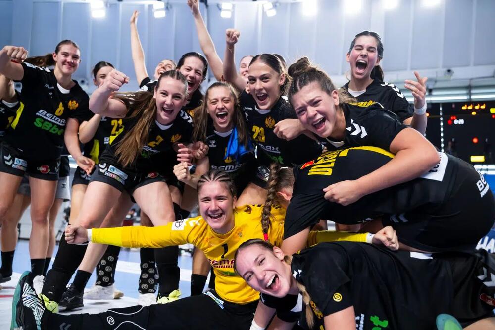 U17 ženska rukometna reprezentacija Crne Gore