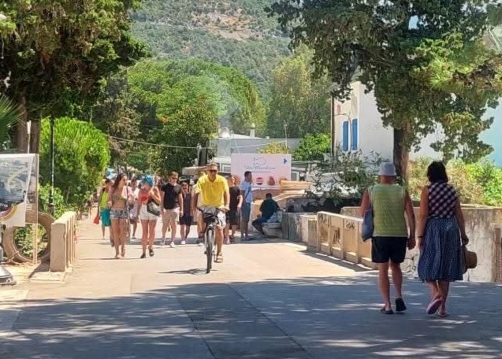 Monstat: U avgustu ostvareno 1,06 miliona noćenja u hotelskom...