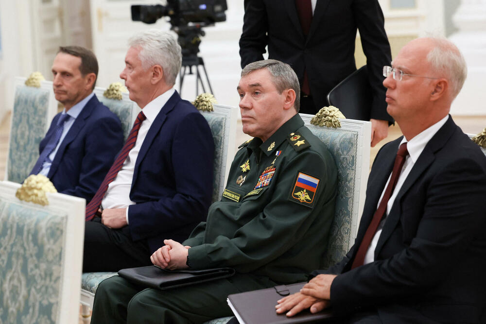Putin je uoči samita održao sastanak sa svojim ključnim ministrima i bezbjednosnim zvaničnicima