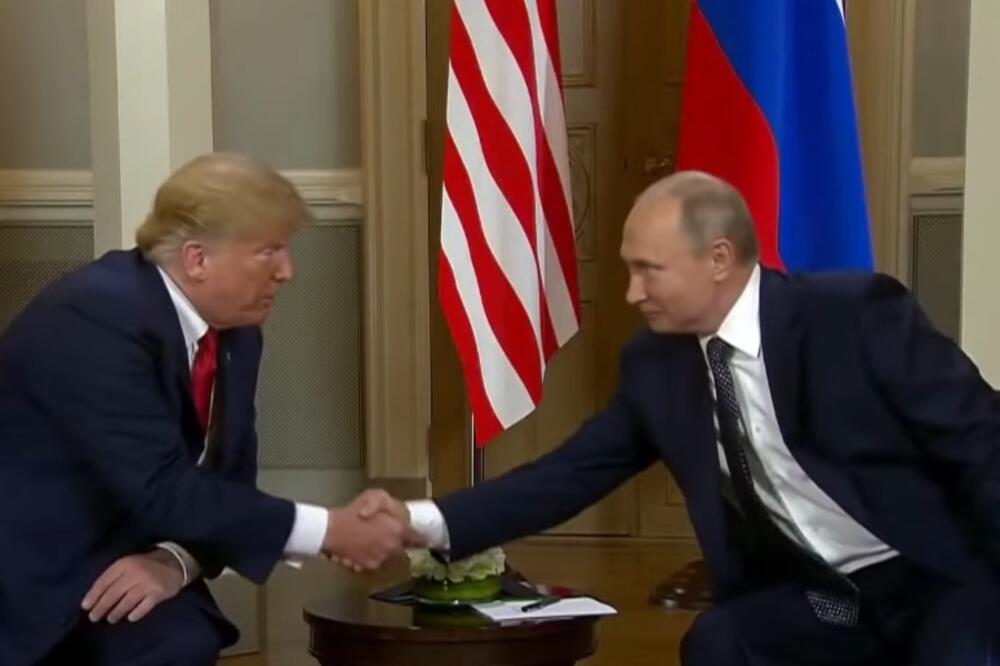 Tramp i Putin tokom sastanka u Helsinkiju, Foto: Screenshot/Youtube