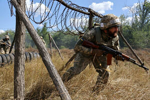 Ukrajina naredila nove evakuacije u zoni na istoku gdje napreduje...