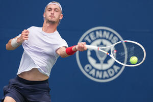 Neobični genije sa reketom: IQ 158, anksioznost i mnogo talenta