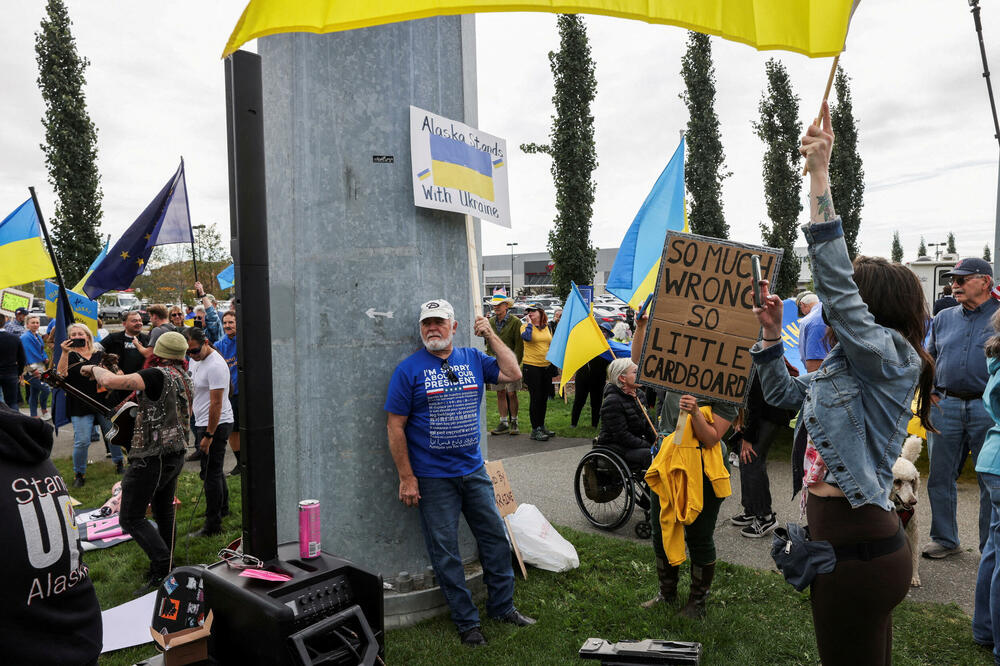 Sa protesta u Enkoridžu, Foto: REUTERS
