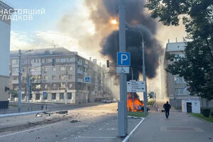 Ukrajina objavila da su njeni dronovi pogodili rafineriju nafte u...