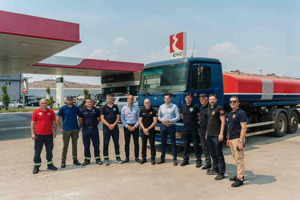 Jugopetrol donirao tri cisterne za prevoz vode Direktoratu za...