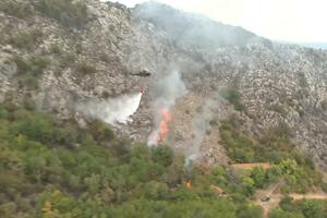 Kako izgleda gašenje požara iz vazduha: Ekipa TV Vijesti letjela...