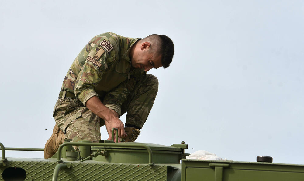 <p>U Kučkim koritima bio je i gradonačelnik Podgorice Saša Mujović </p>  <p>On i vršilac dužnosti (v.d.) Službe zaštite i spašavanja Glavnog grada Nikola Bojanović pričajli su sa mještanima i obilazili teren</p>