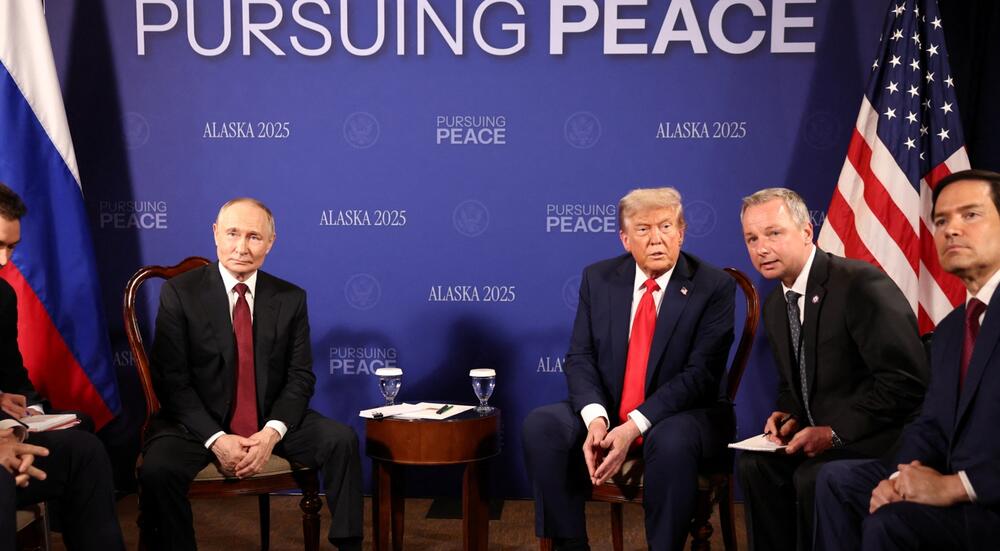 <p>Kako javlja agencija Frans pres, riječ je o istorijskom samitu koji bi mogao da odredi sudbinu ratom razorene Ukrajine</p>