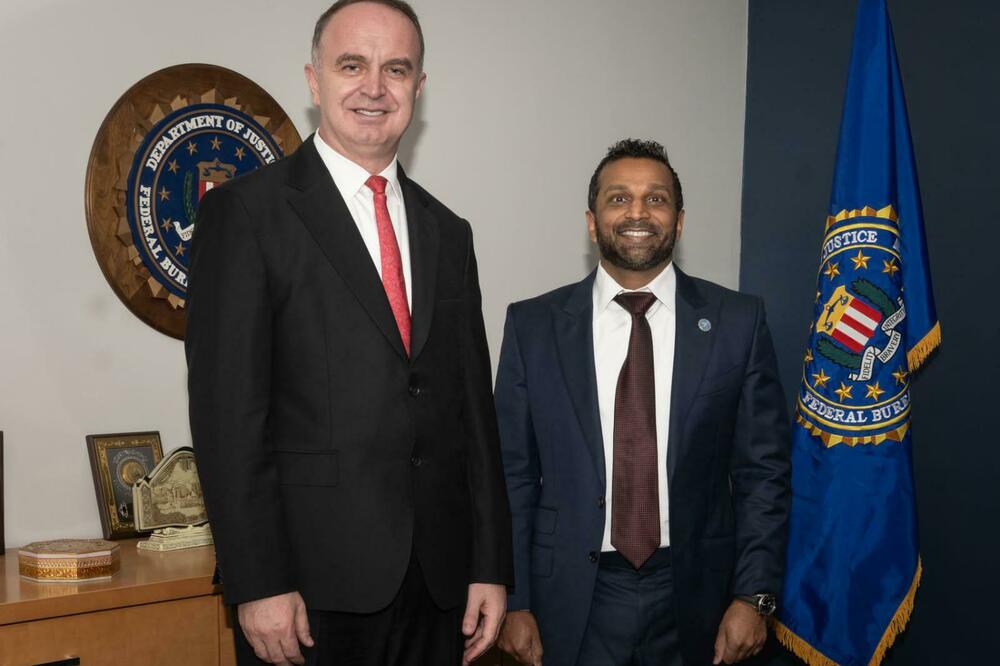 Ministar tvrdio da se na sastanku u FBI  pričalo i o privlačenju investicija: Đeljošaj i Patel, Foto: Ministarstvo ekonomskog razvoja