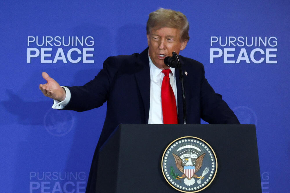 Tramp na pres konferenciji nakon sastanka sa Putinom, Foto: Reuters