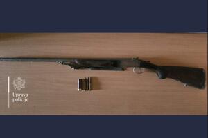 Nikšić: Uhapšen muškarac, bivša supruga ga prijavila da joj je...