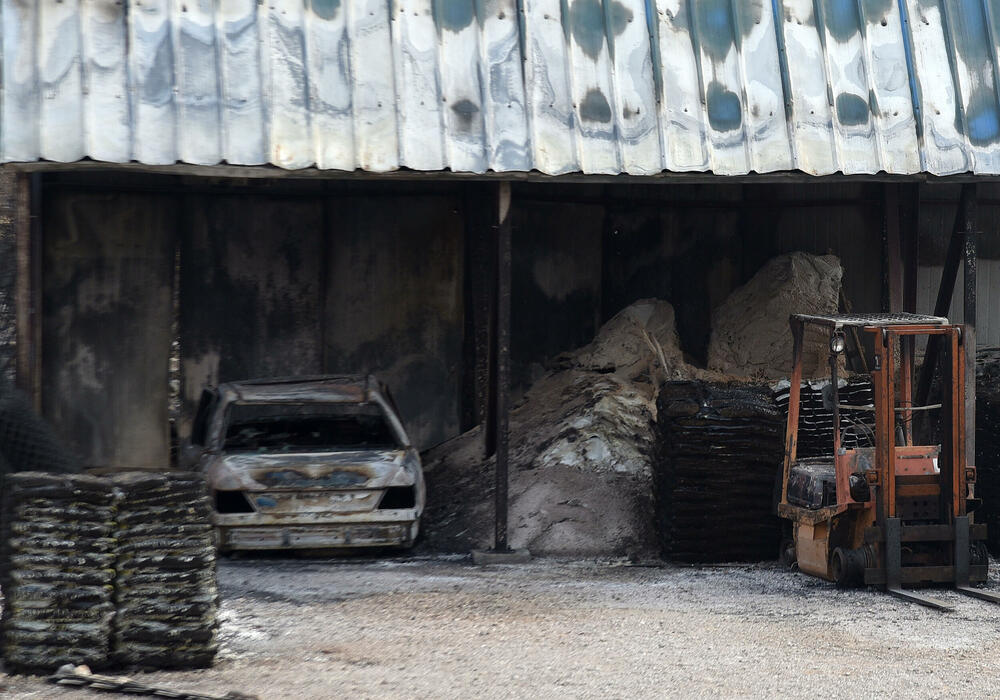 <p>“Ovo su naši pradjedovi radili, ova imanja i sela krvavo su stečena”, svjedoči Jonus Purović iz Mjegotina</p>  <p>“Nema tog novca koji može da nadoknadi štetu koja je ovdje načinjena”, govori s mukom Ratko Đukić, mještanin Pipera</p>  <p>“Ne možemo svake godine živjeti s istim strahom”, ogorčen je Miodrag Laković iz Kuča</p>