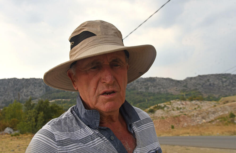 <p>“Ovo su naši pradjedovi radili, ova imanja i sela krvavo su stečena”, svjedoči Jonus Purović iz Mjegotina</p>  <p>“Nema tog novca koji može da nadoknadi štetu koja je ovdje načinjena”, govori s mukom Ratko Đukić, mještanin Pipera</p>  <p>“Ne možemo svake godine živjeti s istim strahom”, ogorčen je Miodrag Laković iz Kuča</p>