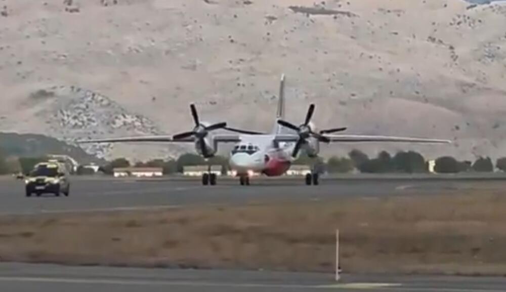 Črnogorski premier Spajić se zahvaljuje Združenim arabskim emiratom za zgodnji prihod letala za gašenje požarov