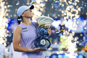 Kad Iga osvoji prvi set onda je epilog poznat - sjajna Poljakinja...