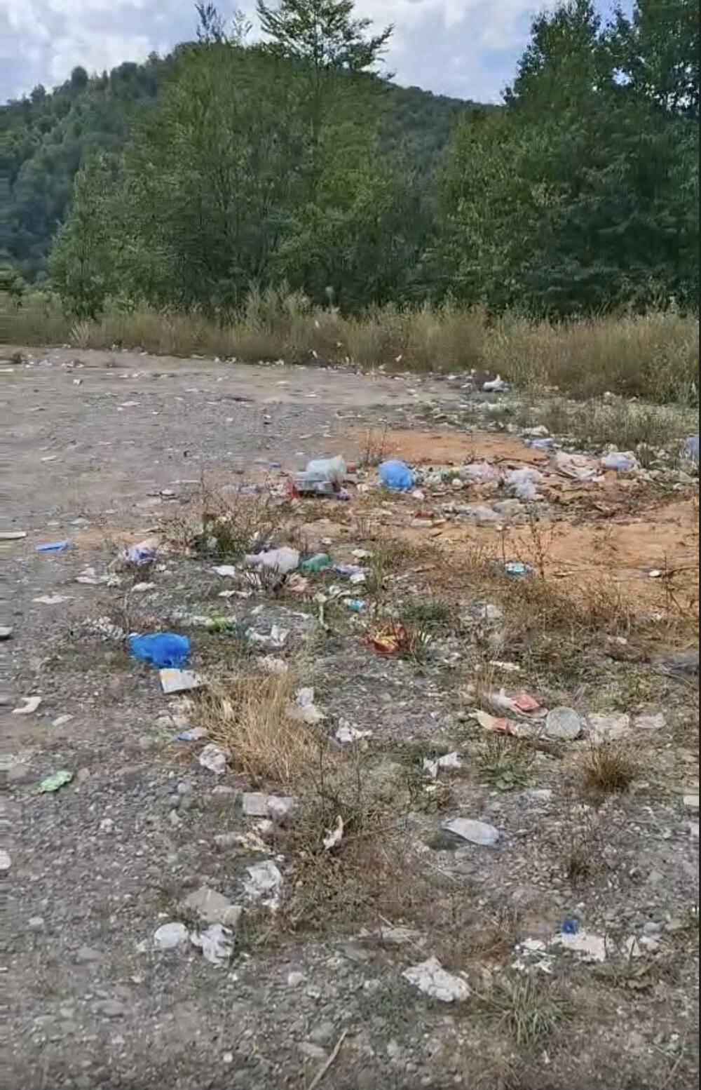 Otpad završava i na imanjima